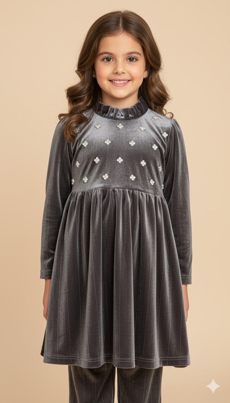 🌨️ FrostBloom Velvet Top – Grey Winter Grace (Girls 3–12 Years)Random Single Piece Top